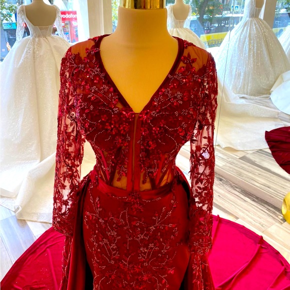 Bridal /prom/evening dress size small-medium - Picture 2 of 6